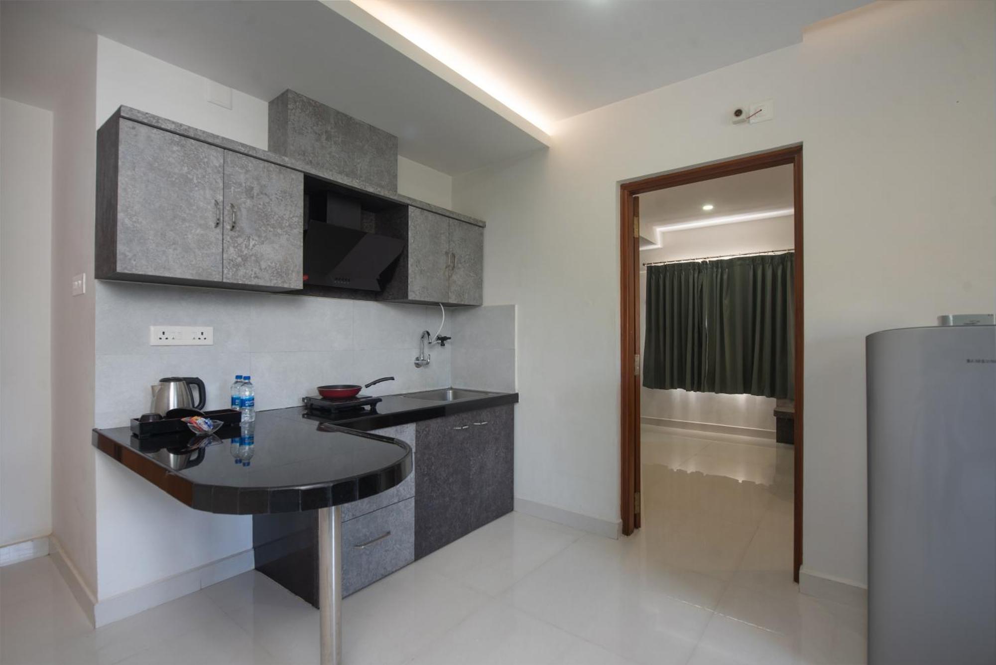 Manipal Atalia Service Apartments Luaran gambar