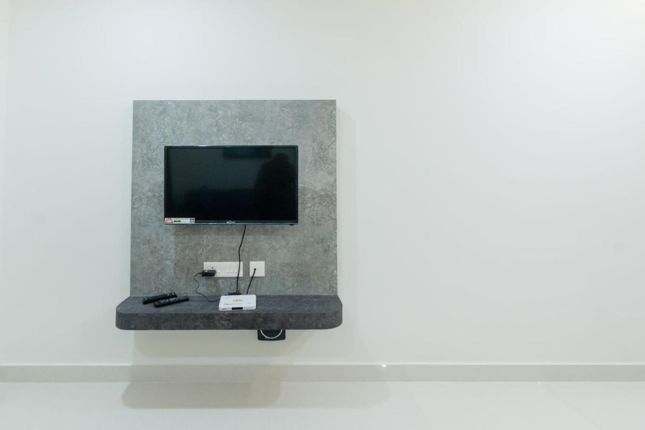 Manipal Atalia Service Apartments Luaran gambar